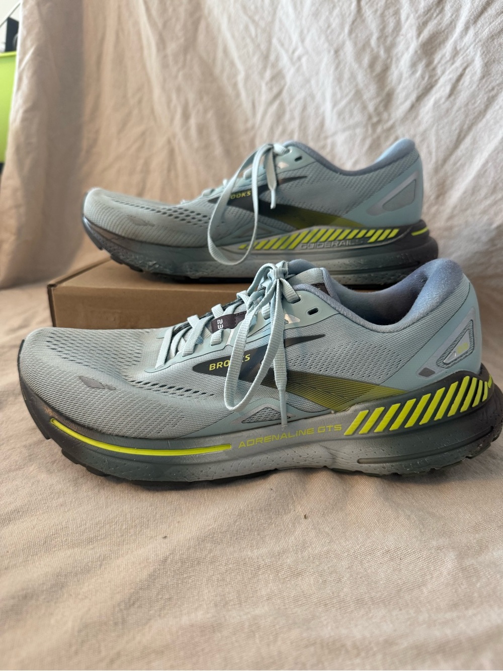 Brooks Adrenaline GTS 23 Men's Running Shoes - Light Blue with Lime Accents